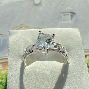 Sterling silver ring with stone 💍💎✨